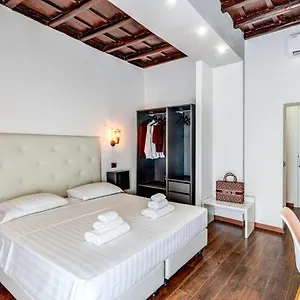 Effe Luxury Palace Bed and breakfast