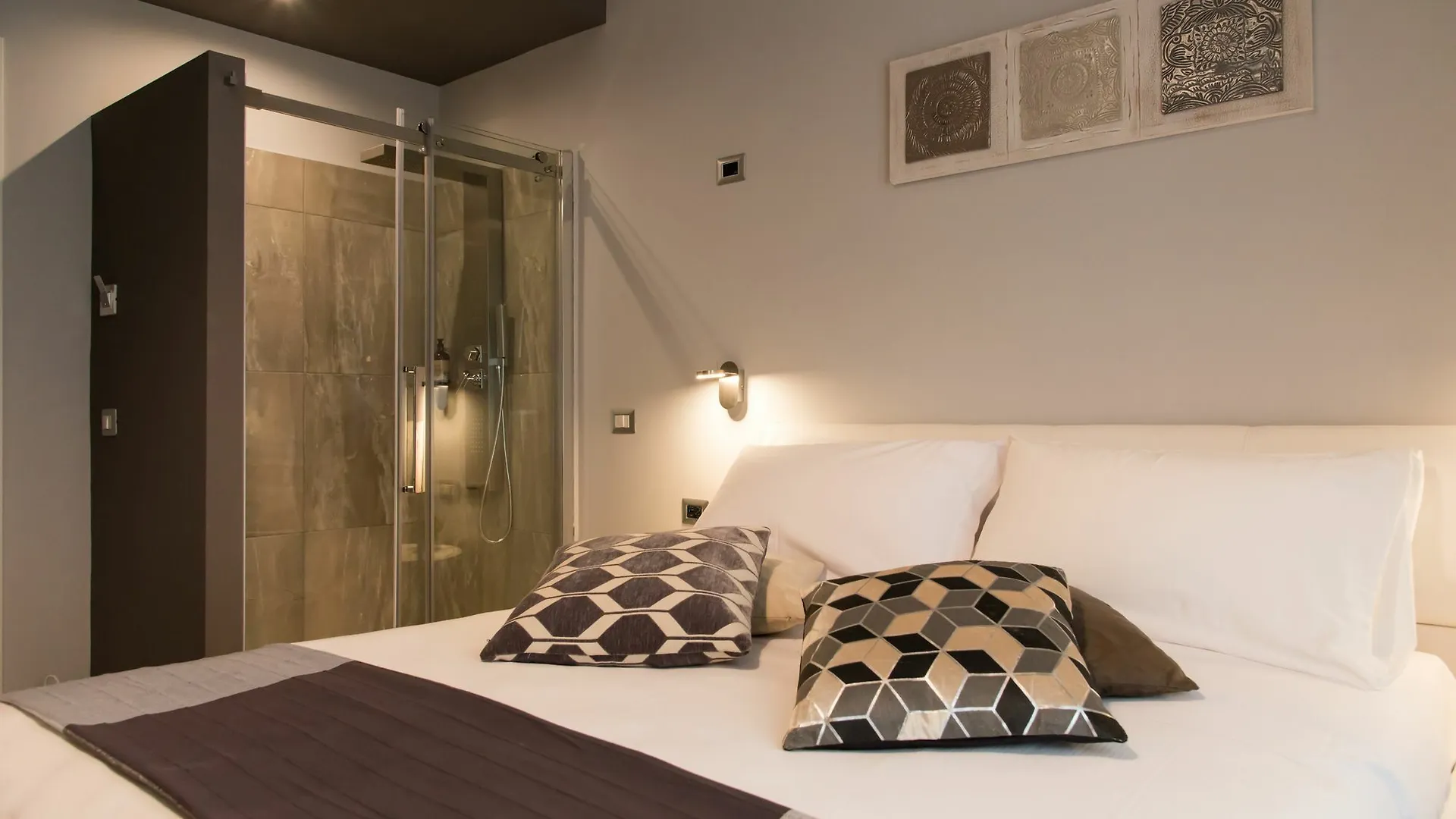 Clementi 18 Suites Roma 2*,
